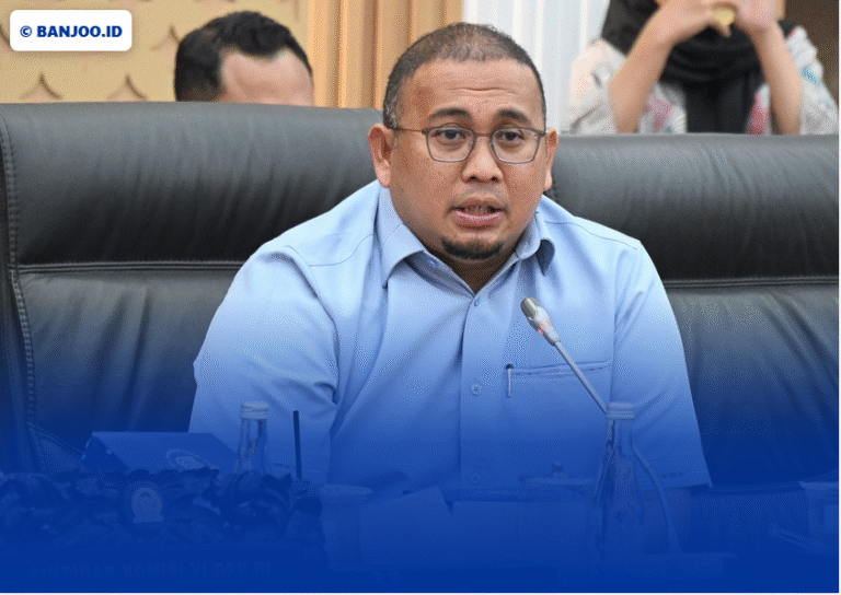 Andre Rosiade Serahkan Bantuan Rp100 Juta ke Polda Sumbar untuk Penanganan Banjir dan Longsor