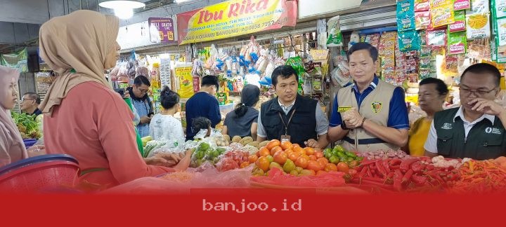 Harga Bahan Pokok di Pasar Kosambi Bandung Stabil Menjelang Idulfitri 2024