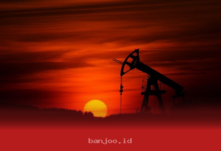 Harga Minyak Dunia Melonjak 5 Persen karena Ketegangan Geopolitik dan Gangguan Produksi