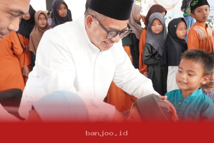Jamkrindo Salurkan Bantuan Sosial Sebesar Rp5 Miliar untuk Dorong Pertumbuhan Ekonomi Masyarakat Batam