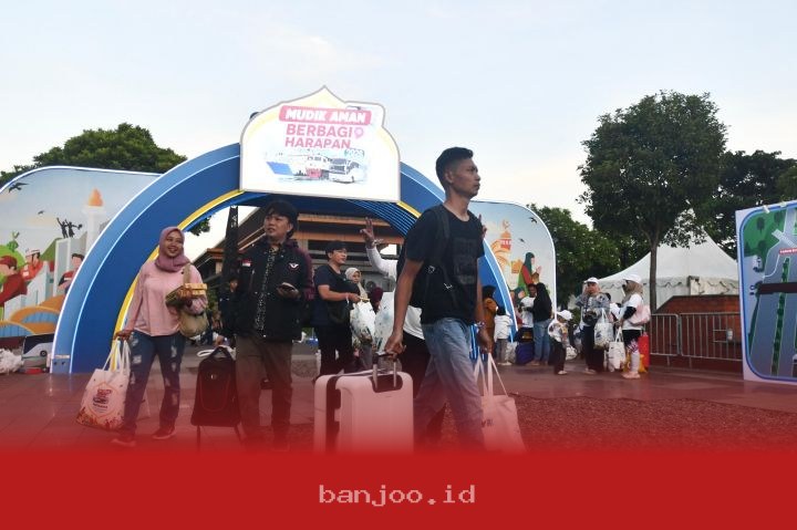 Pertamina Bantu 5.000 Lebih Pemudik Menuju 23 Kota di Jawa dengan Fasilitas Transport Gratis