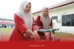 Perusahaan Air Minum Bersihkan Fasilitas Kesehatan, Danone Gelontorkan Dana untuk 35 Proyek Sumur Baru di Wilayah Terpencil Indonesia