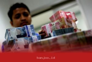 Rupiah Menguat 76 Poin Menuju Level Rp17.805 per Dolar AS