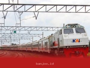Kereta Api Ini Tempuh Perjalanan Terpanjang di Nusantara dengan Rute 2000 Kilometer Lebih