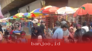Pasar Asemka Ramai Diterpa Lonjakan Penjualan Perlengkapan Sekolah Jelang Awal Tahun Ajaran 2024